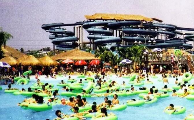 澳大利亚休闲水上滑梯公司，西贡水上乐园，越南，1997